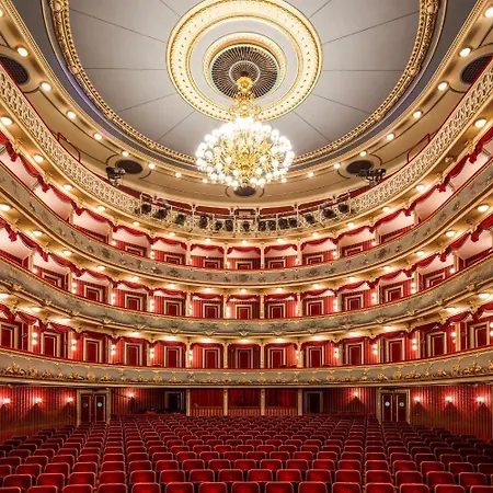 斯普利特哥特豪华公寓